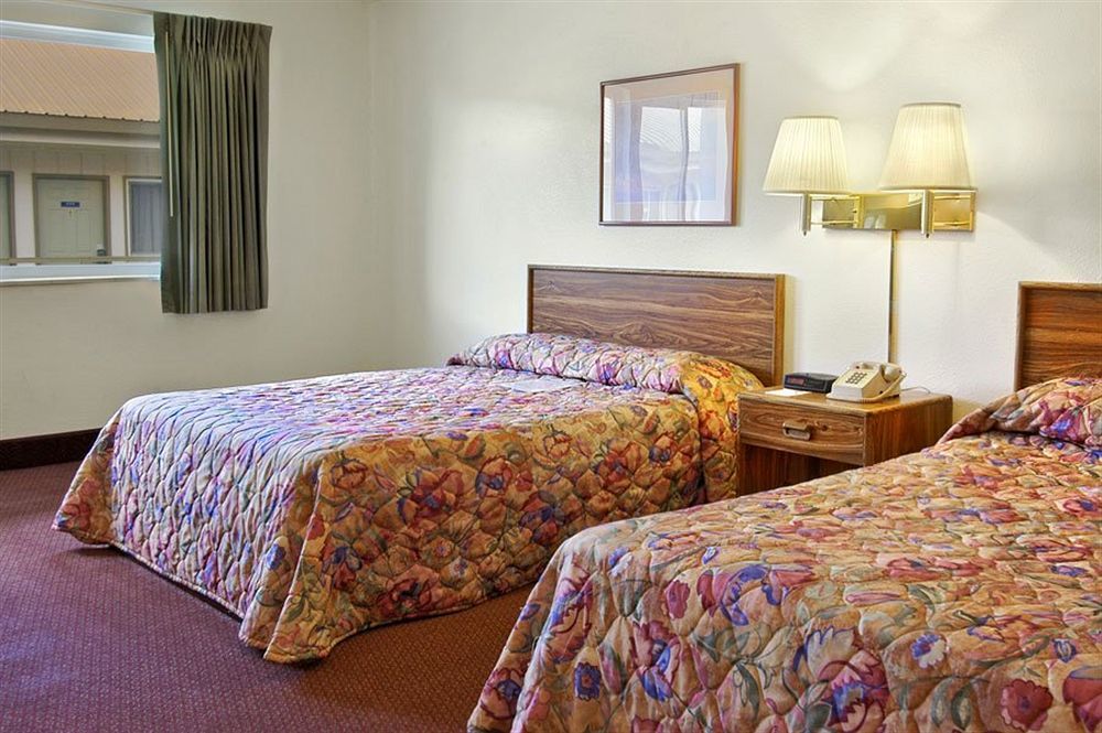 White Buffalo Hotel West Yellowstone Dış mekan fotoğraf